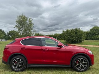 /photos/12035/78a18770-9367-47f6-92a8-bef689163bd7_i320x240.jpg